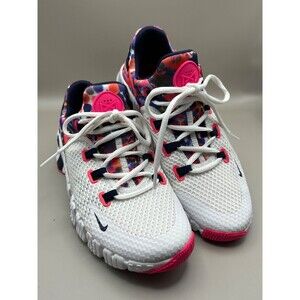 Nike Free Metcon 4 Womens White Pink Athletic Running Shoes Sneakers Size 7.5